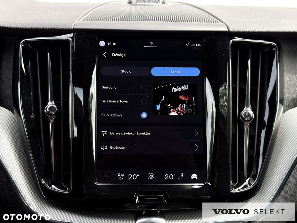 Volvo XC 60 - 38