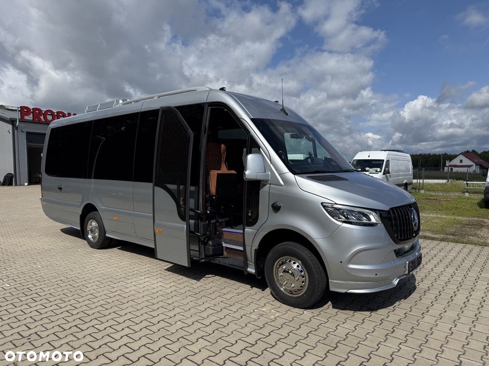 Mercedes-Benz Sprinter 519 Panoramic Line | JD - 7