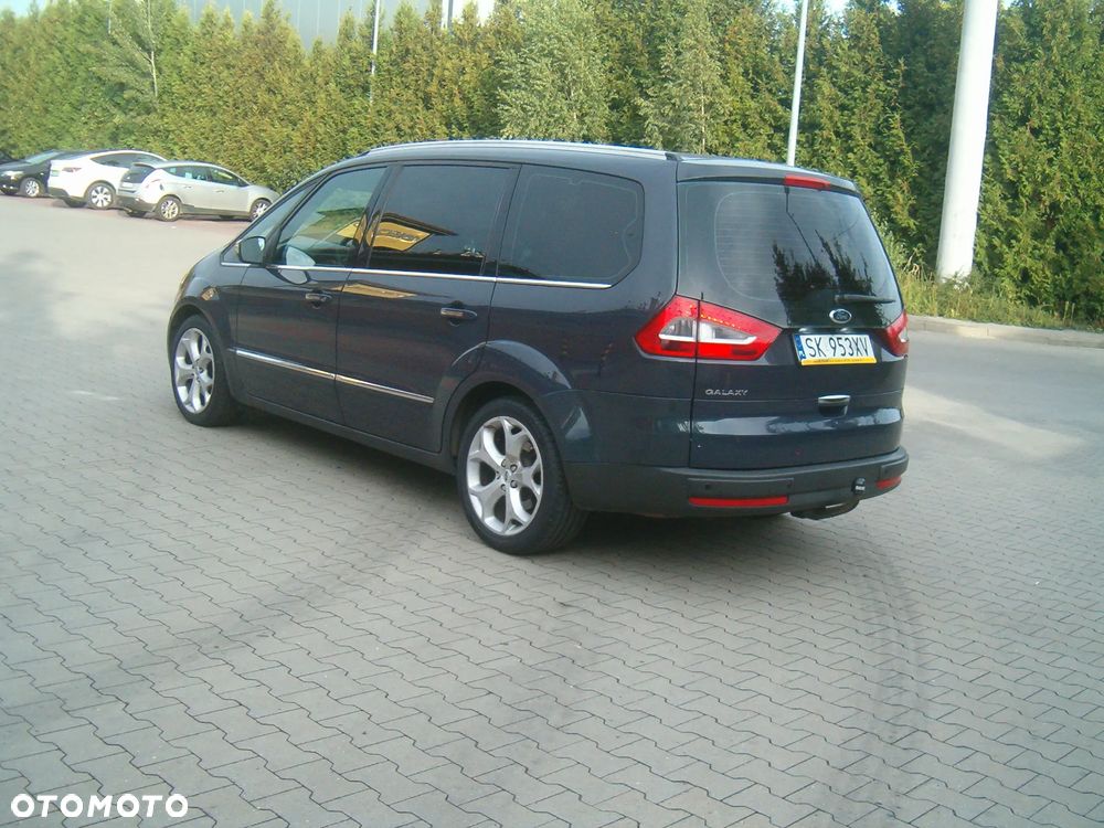 Ford Galaxy - 9