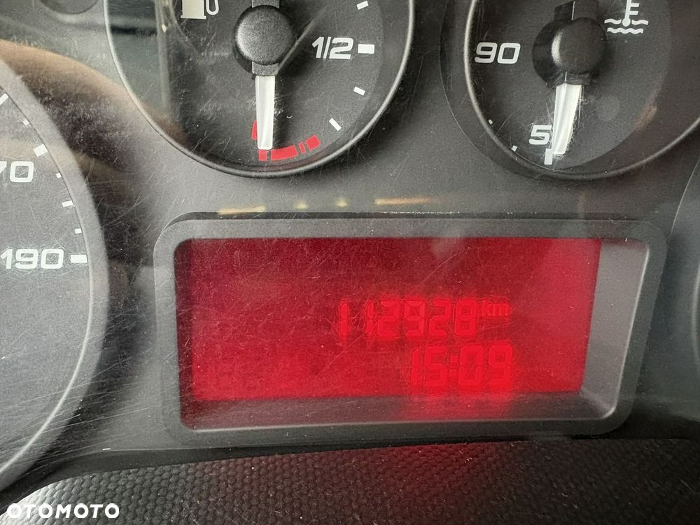 Iveco Daily 35C14 - 10