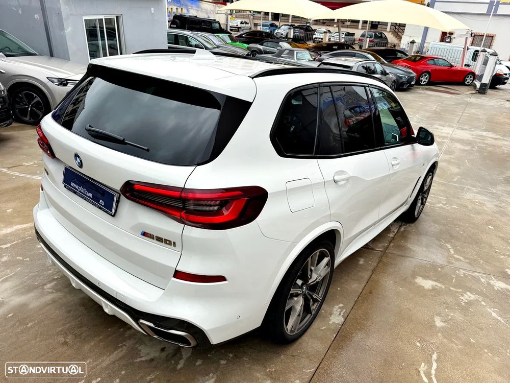 BMW X5 M50i - 52