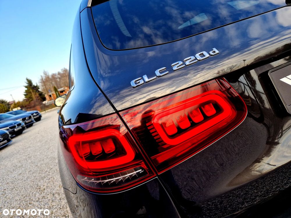 Mercedes-Benz GLC 220 d 4Matic 9G-TRONIC - 28