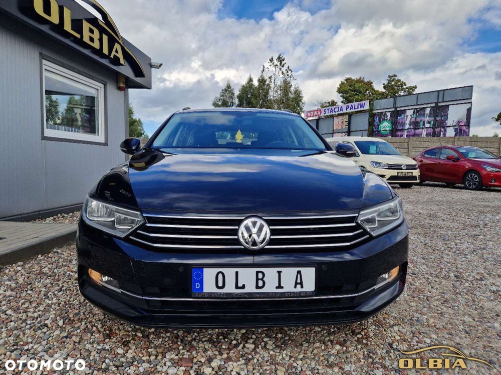 Volkswagen Passat - 15