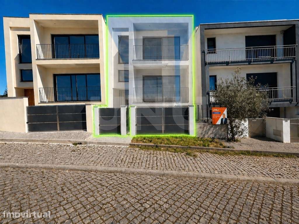 Lote para Moradia em Banda | Zona Tranquila e Excelentes Acessos - ... - Grande imagem: 2/8