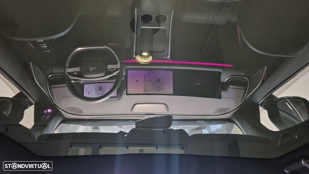 Xpeng G9 98 kWh AWD Performance - 16