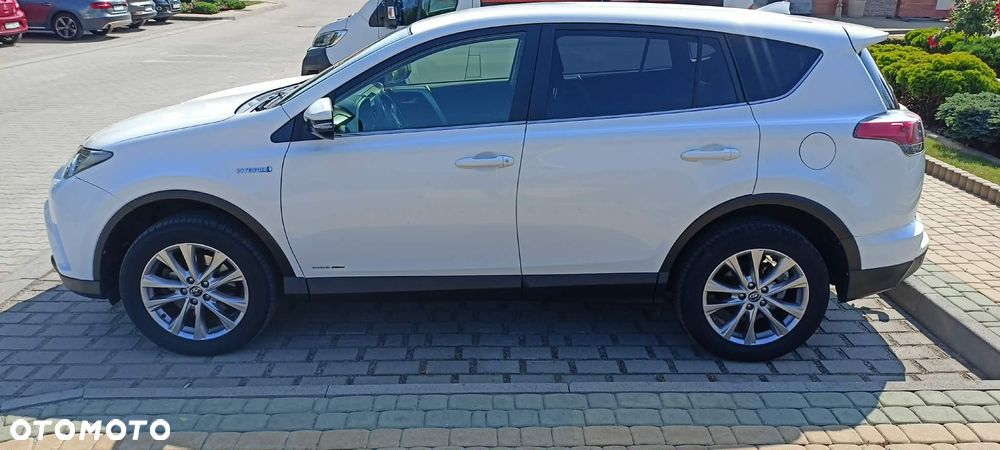 Toyota RAV4 - 5