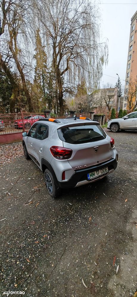 Dacia Spring Expression - 4