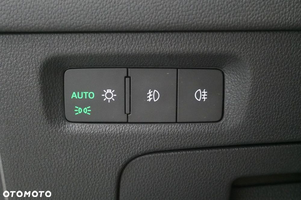 Skoda Octavia 1.5 TSI ACT Ambition - 23