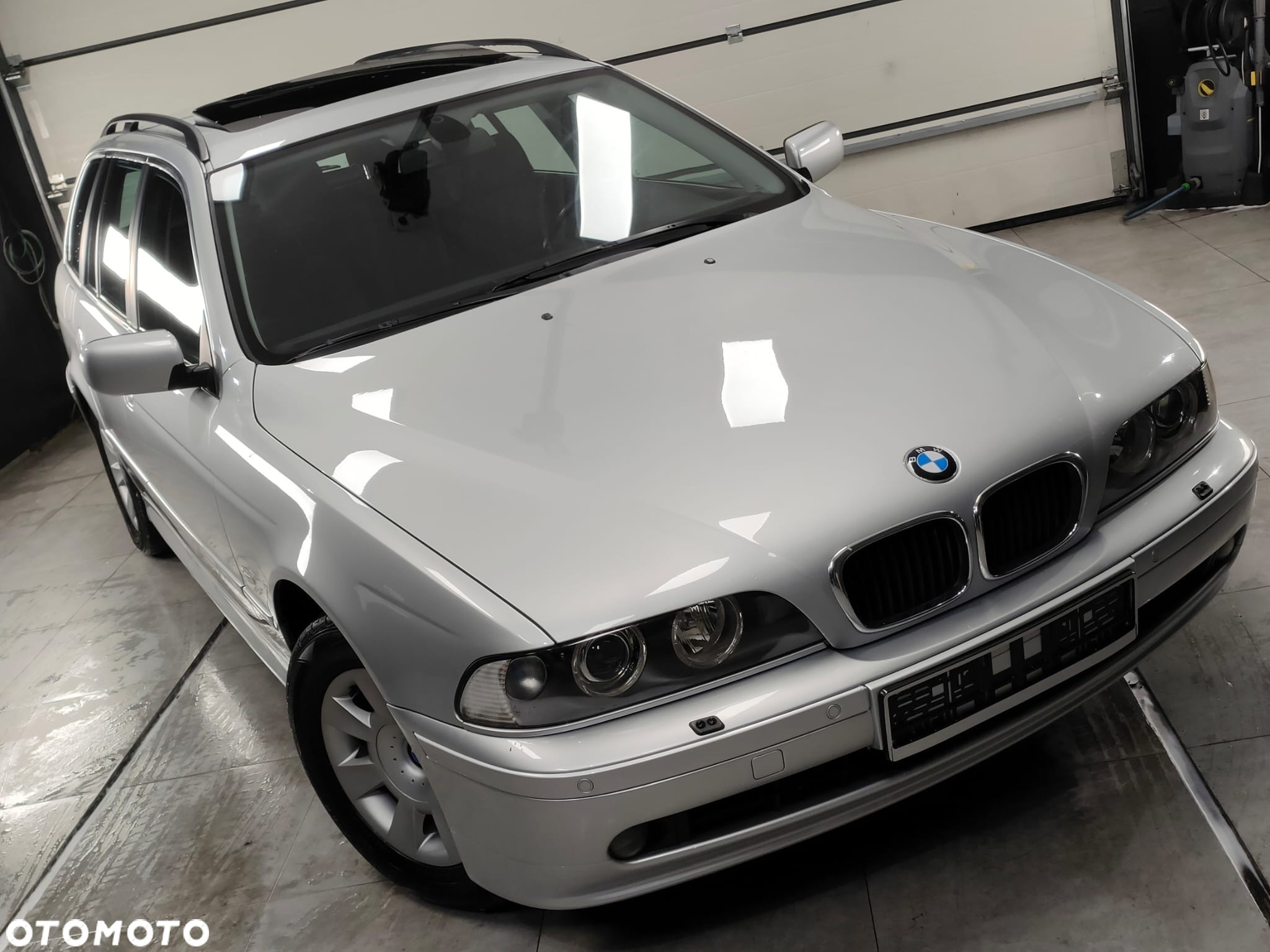 BMW Seria 5 525i - 2