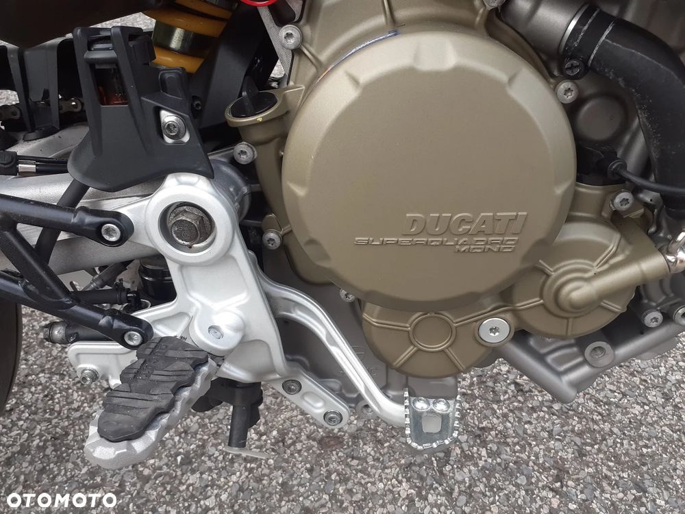 Ducati Hypermotard - 13