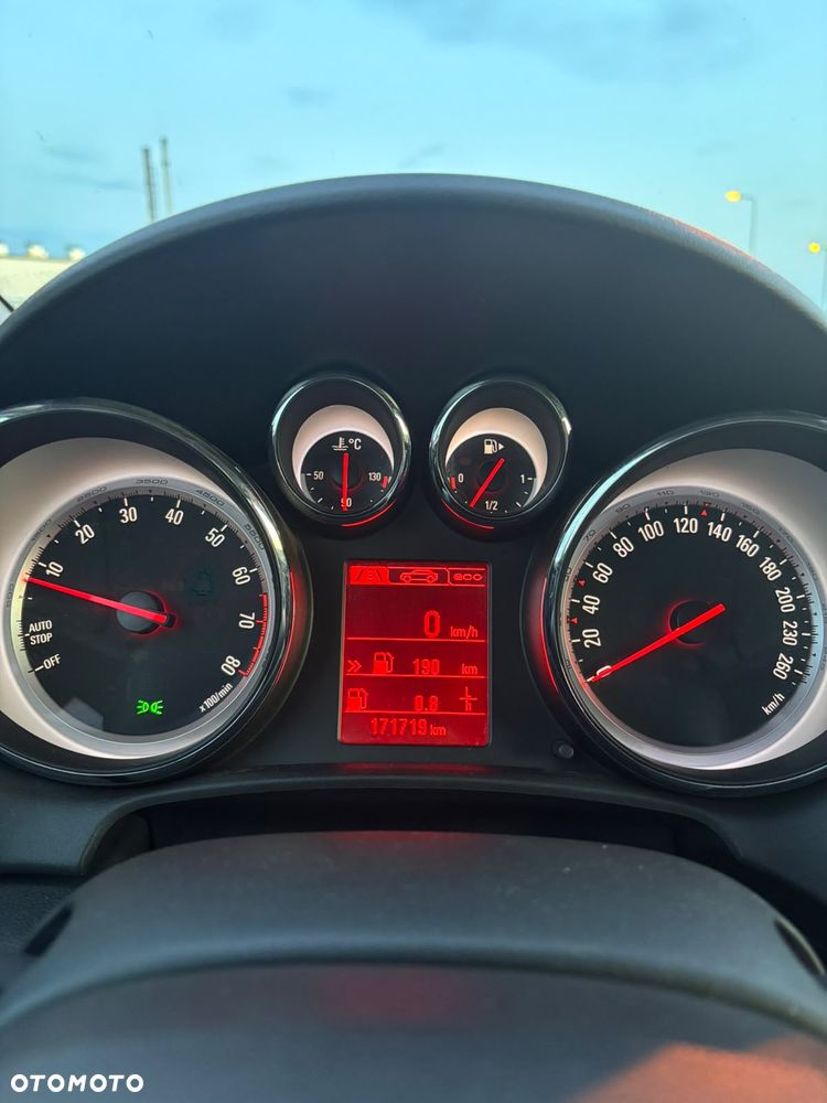 Opel Astra 1.6 T SIDI Cosmo S&S EU6 - 37