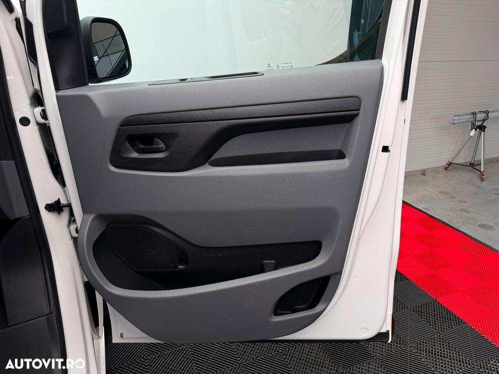 Opel Vivaro - 23