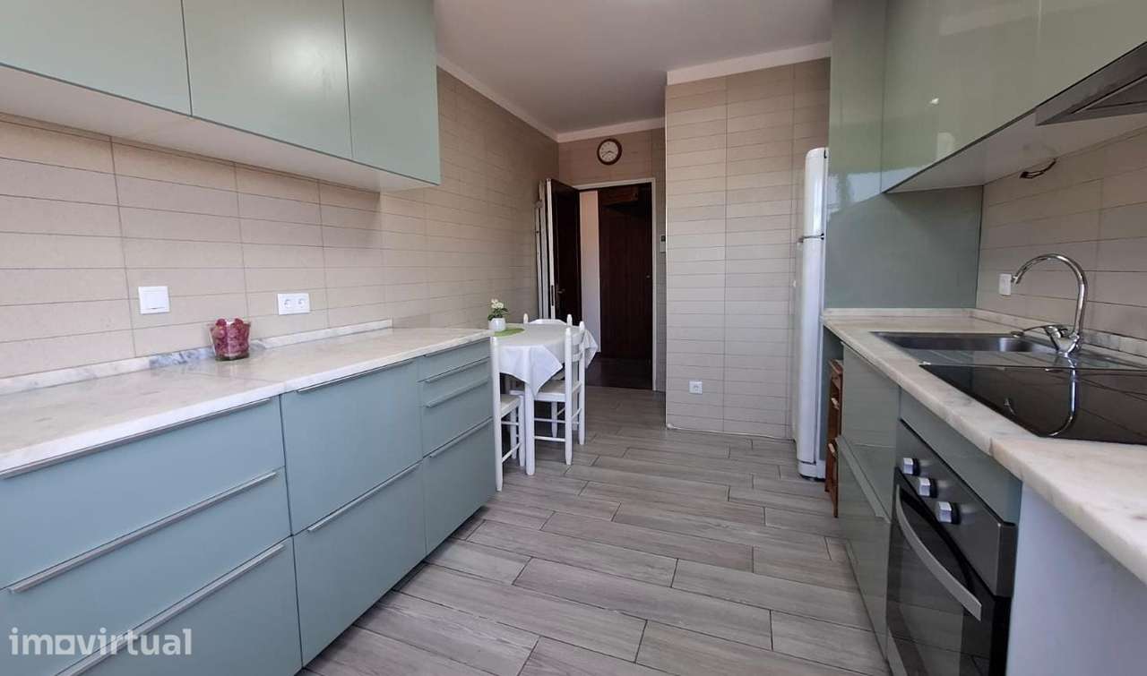 Apartamento T3 Mobilado - Arca d'Água, Porto - Grande imagem: 2/12