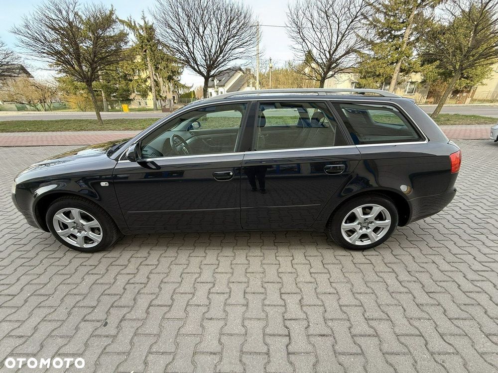 Audi A4 Avant - 10