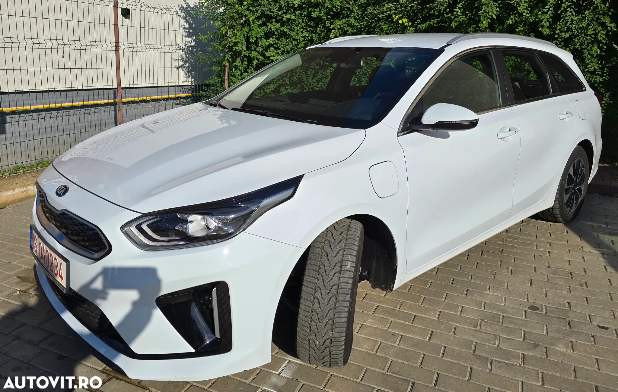 Kia Ceed SW 1.6 GDI DCT OPF Plug-in-Hybrid Vision - 3