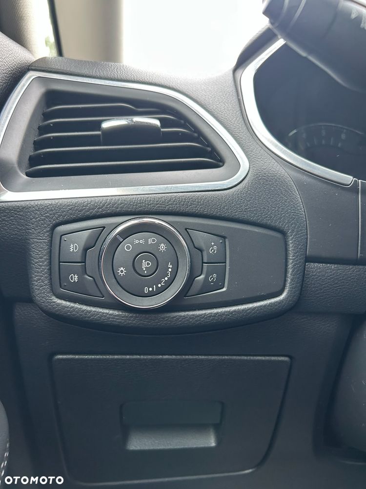 Ford Galaxy - 20