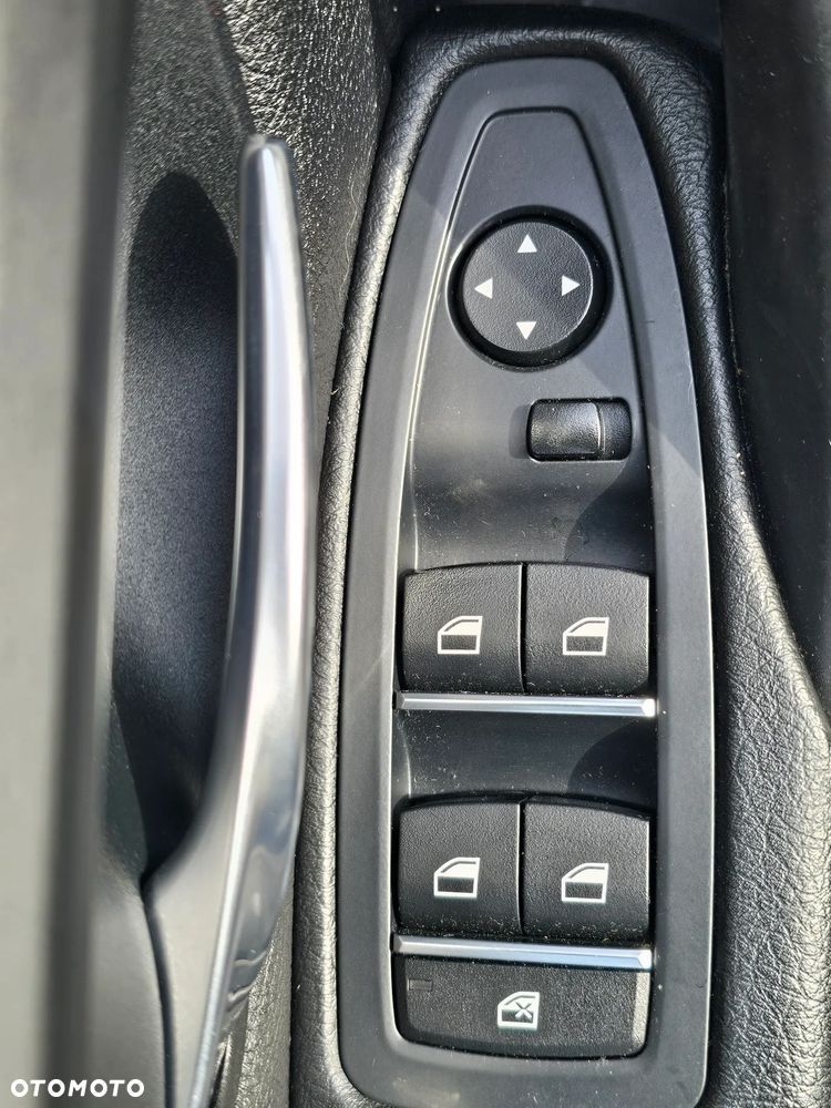 BMW Seria 3 - 28
