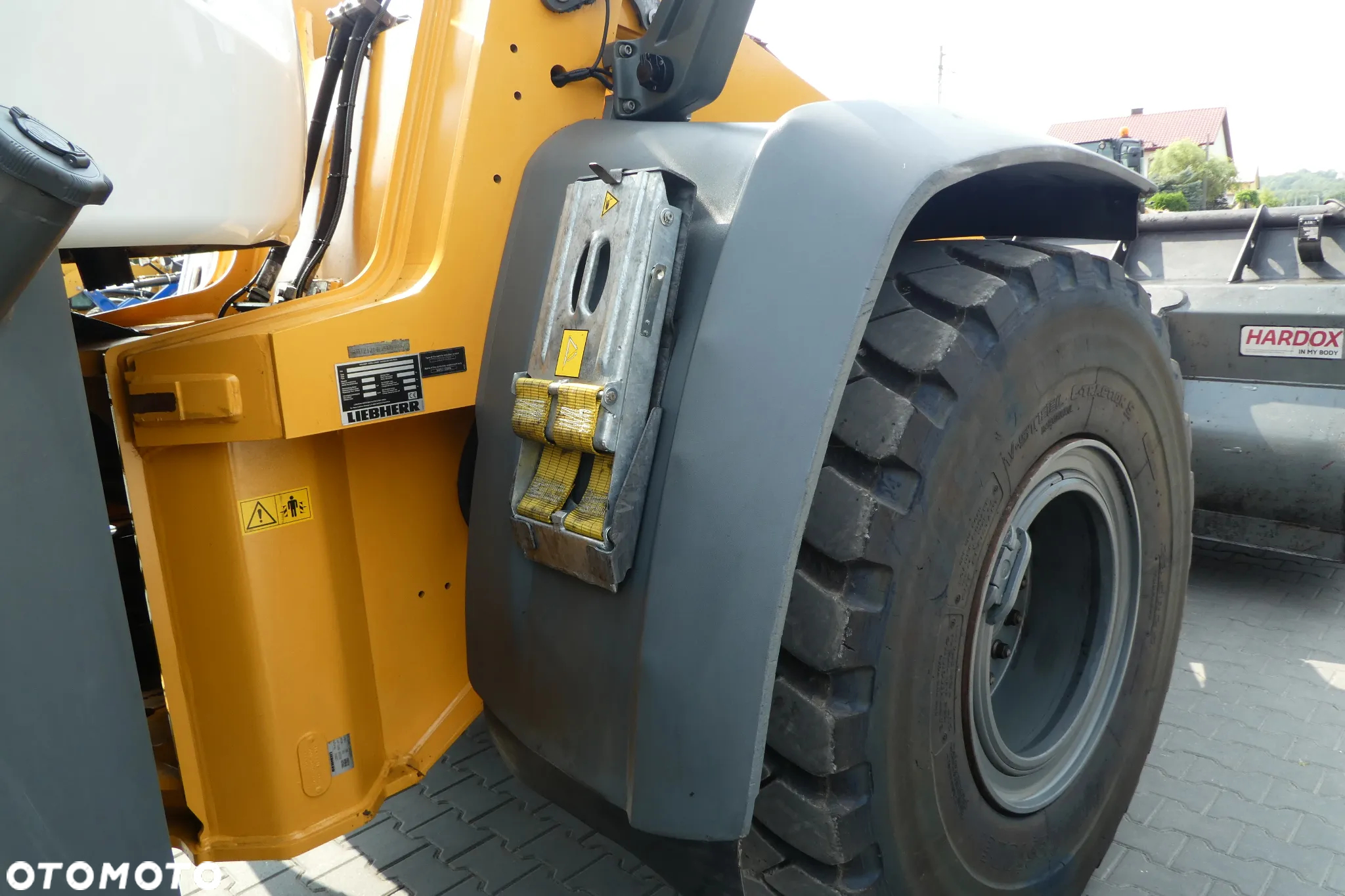 Liebherr L 550 XPower z Niemiec - 12