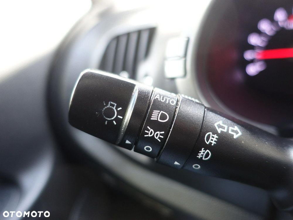 Kia Sportage 1.7 CRDI L 2WD - 17