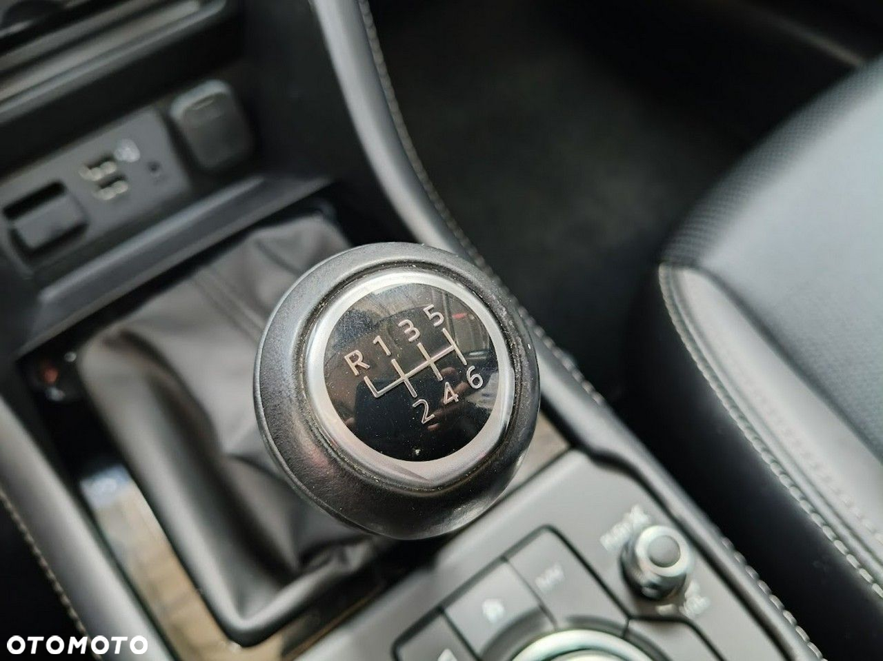 Mazda CX-3 SKYACTIV-G 121 FWD Sports-Line - 28
