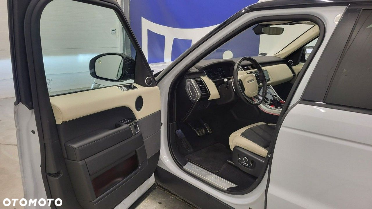 Land Rover Range Rover Sport - 11