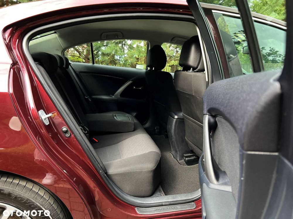 Toyota Avensis 1.8 Business Edition - 23