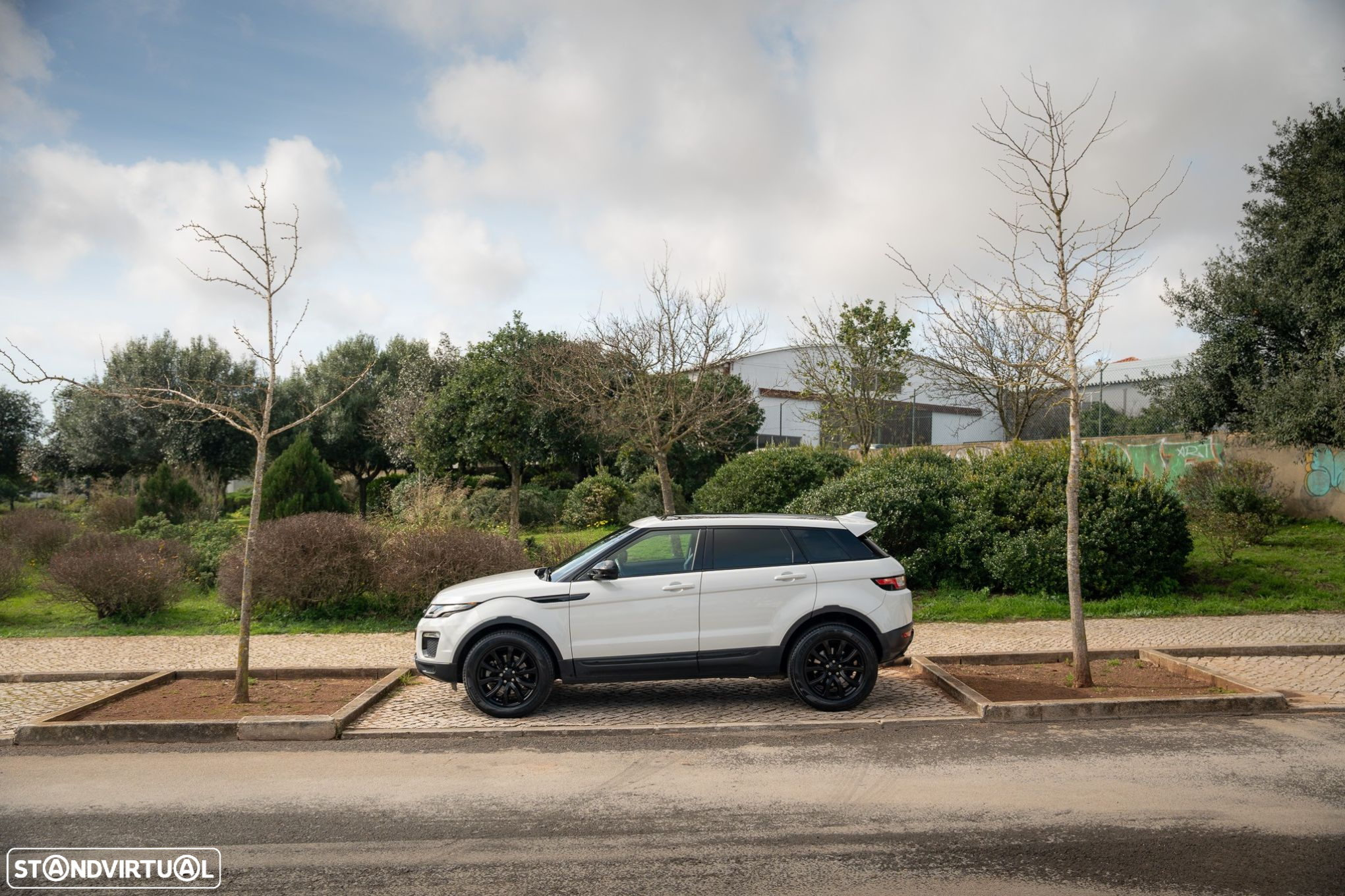 Land Rover Range Rover Evoque 2.0 TD4 HSE Dynamic Auto - 5