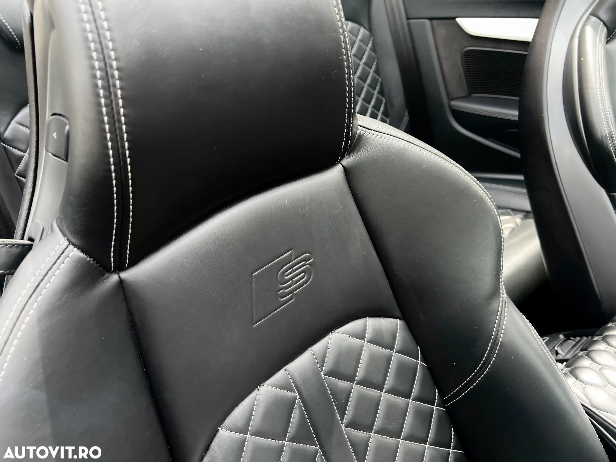 Audi A5 Cabrio 40 TDI quattro S tronic S line - 28