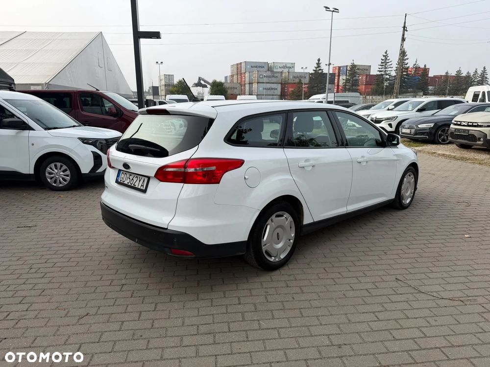 Ford Focus 2017 photo 3