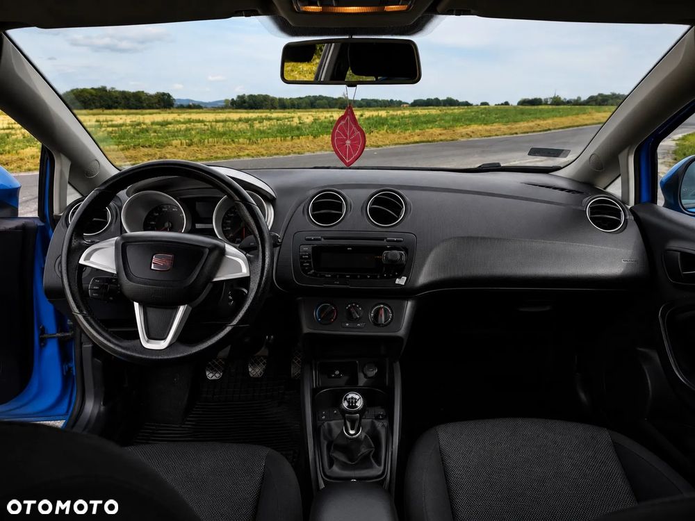 Seat Ibiza SC 1.4 16V Sport - 12