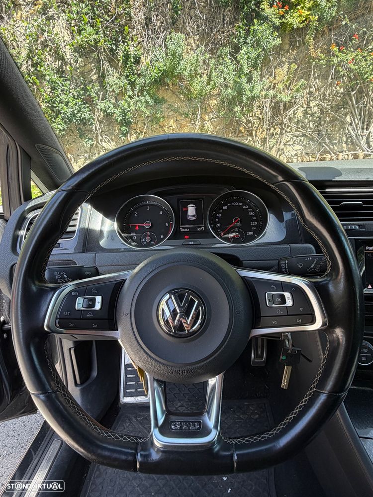 VW Golf 2.0 TDI GTD - 7
