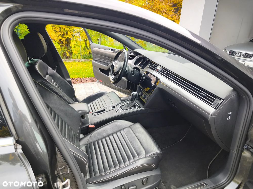 Volkswagen Passat Alltrack 2.0 TSI 4Mot DSG - 17