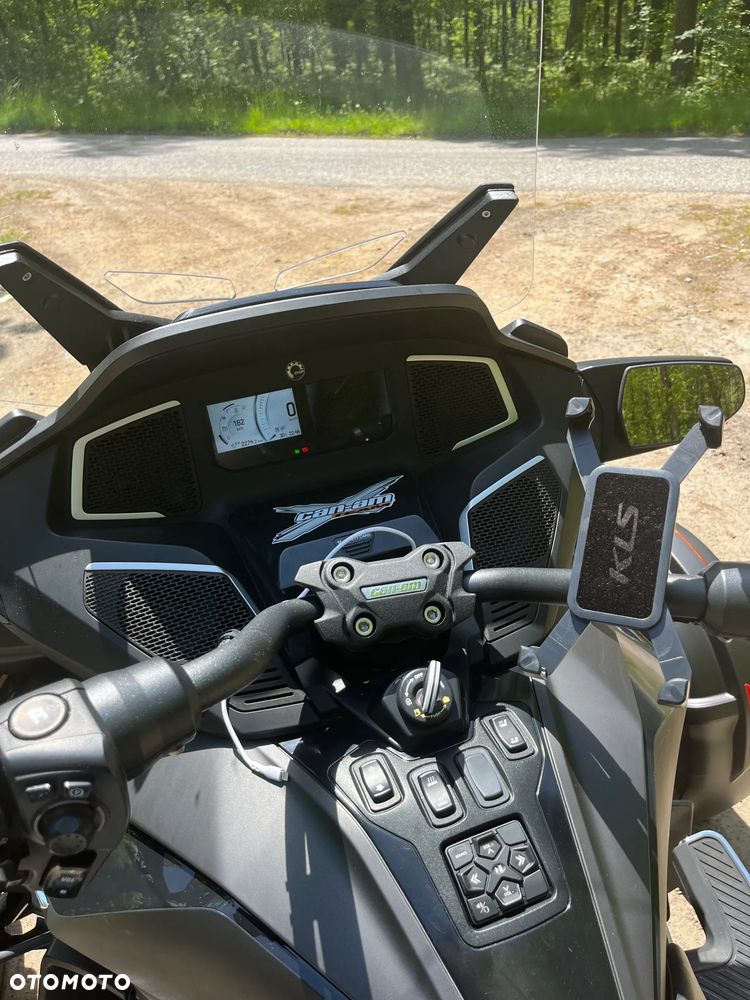 Can-Am Spyder - 5
