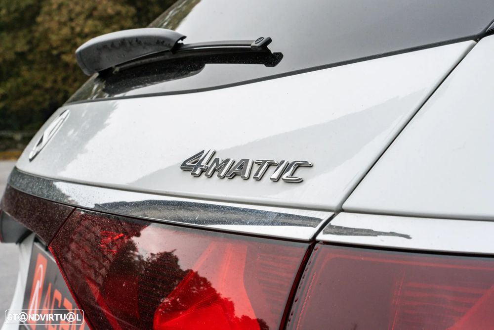 Mercedes-Benz E 300 e 4Matic 9G-TRONIC - 19