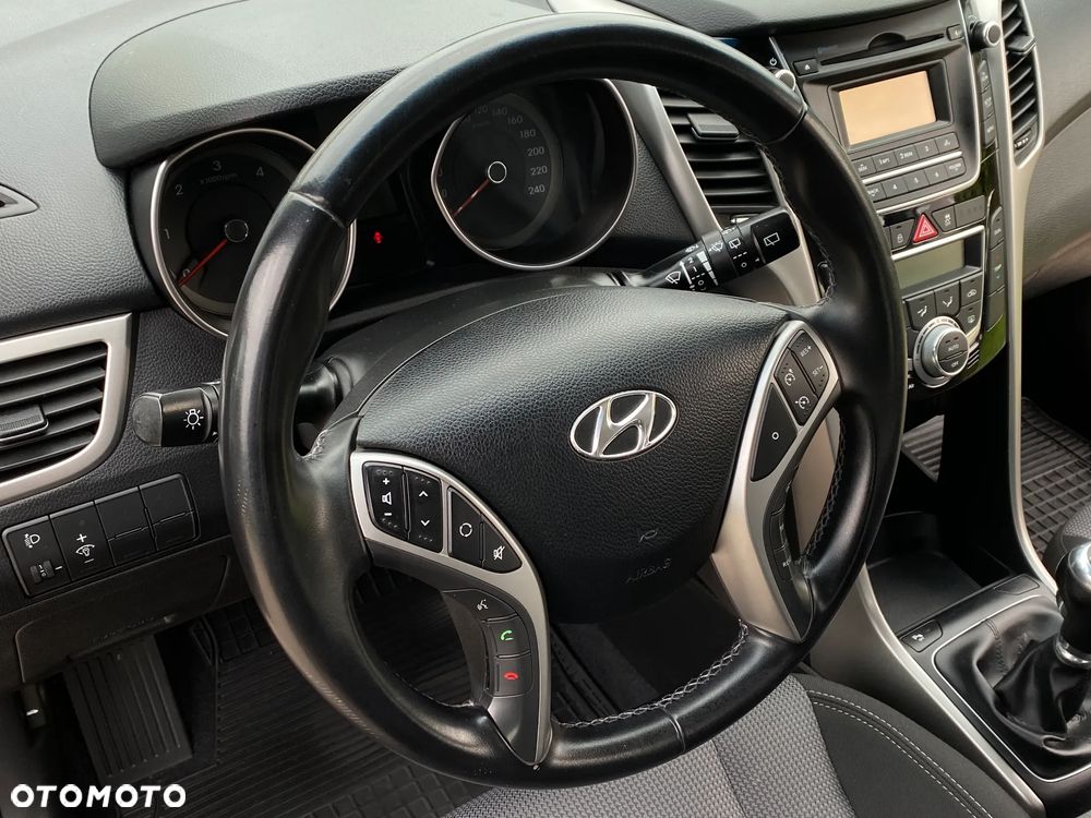 Hyundai i30 i30cw 1.6 CRDi Trend - 28