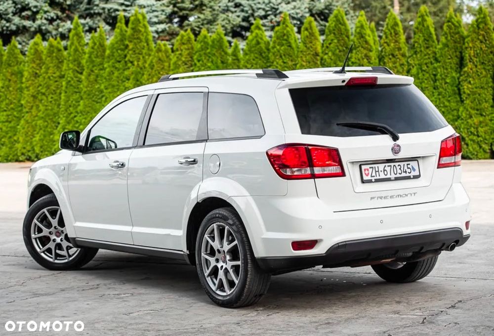Fiat Freemont 2.0 Multijet Urban AWD - 11