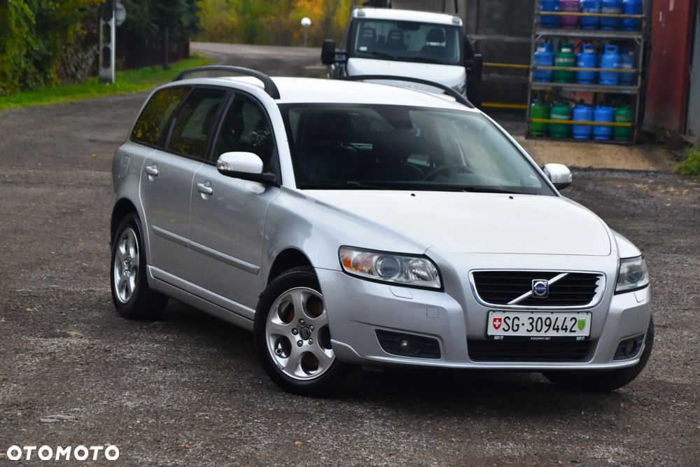 Volvo V50 2007 photo 2