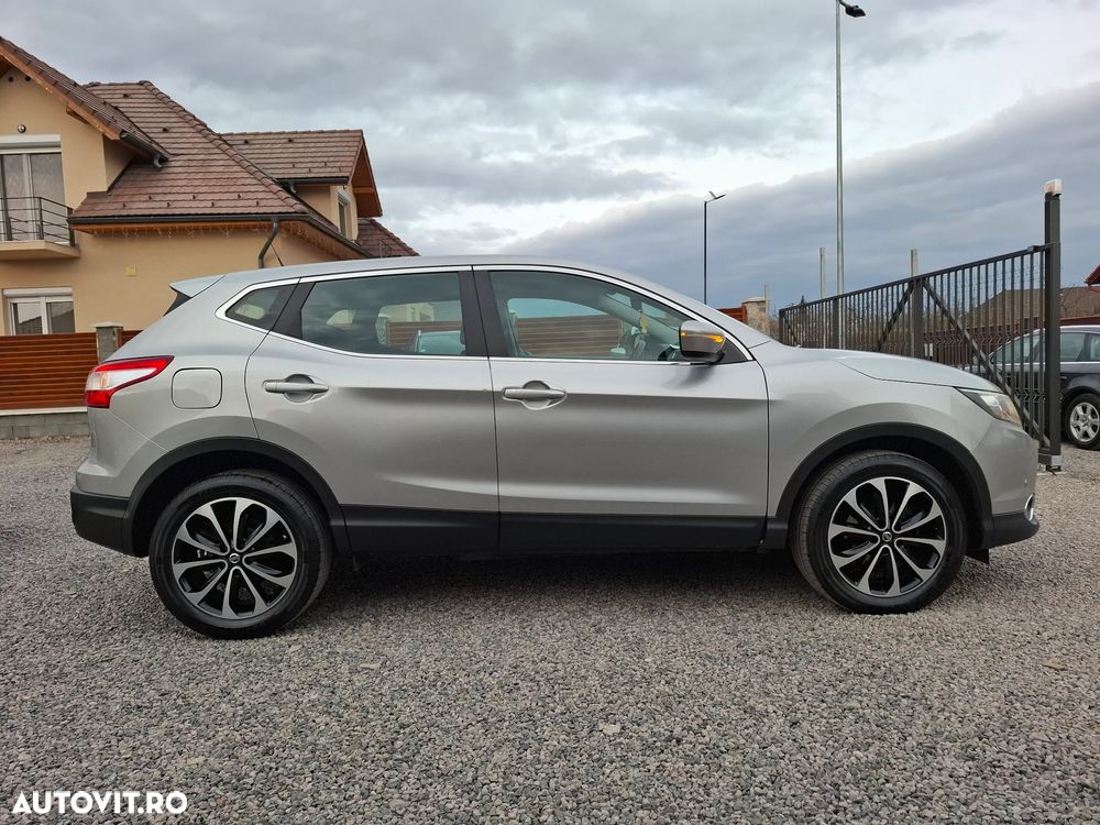 Nissan Qashqai 1.5 DCI VISIA - 11