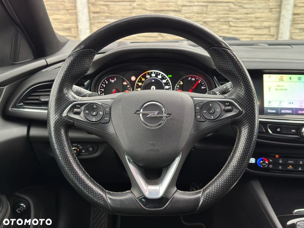 Opel Insignia 2.0 T 4x4 Exclusive S&S - 26