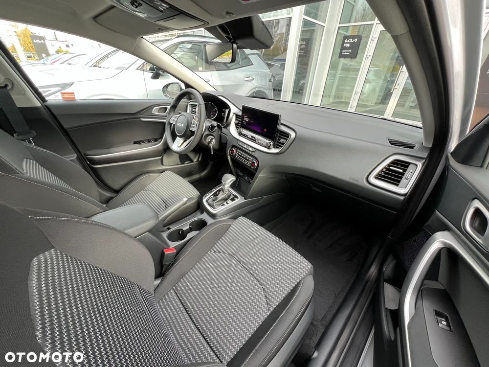 Kia Ceed 1.5 T-GDI M DCT - 26