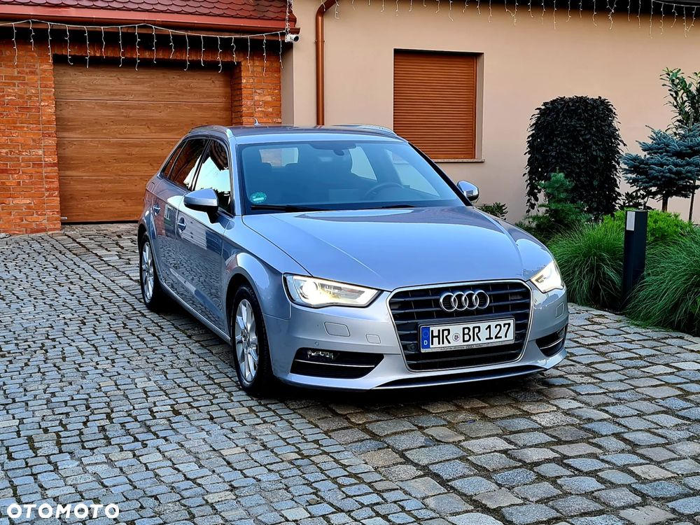 Audi A3 Sportback - 2