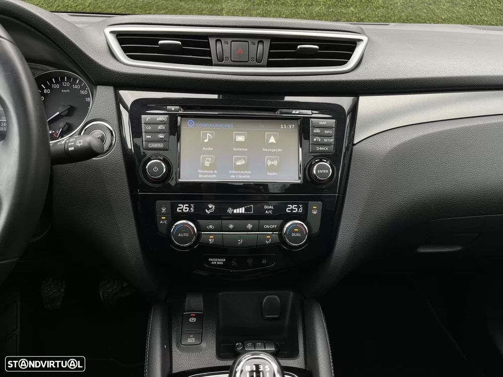 Nissan Qashqai 1.5 dCi N-Connecta Led - 23