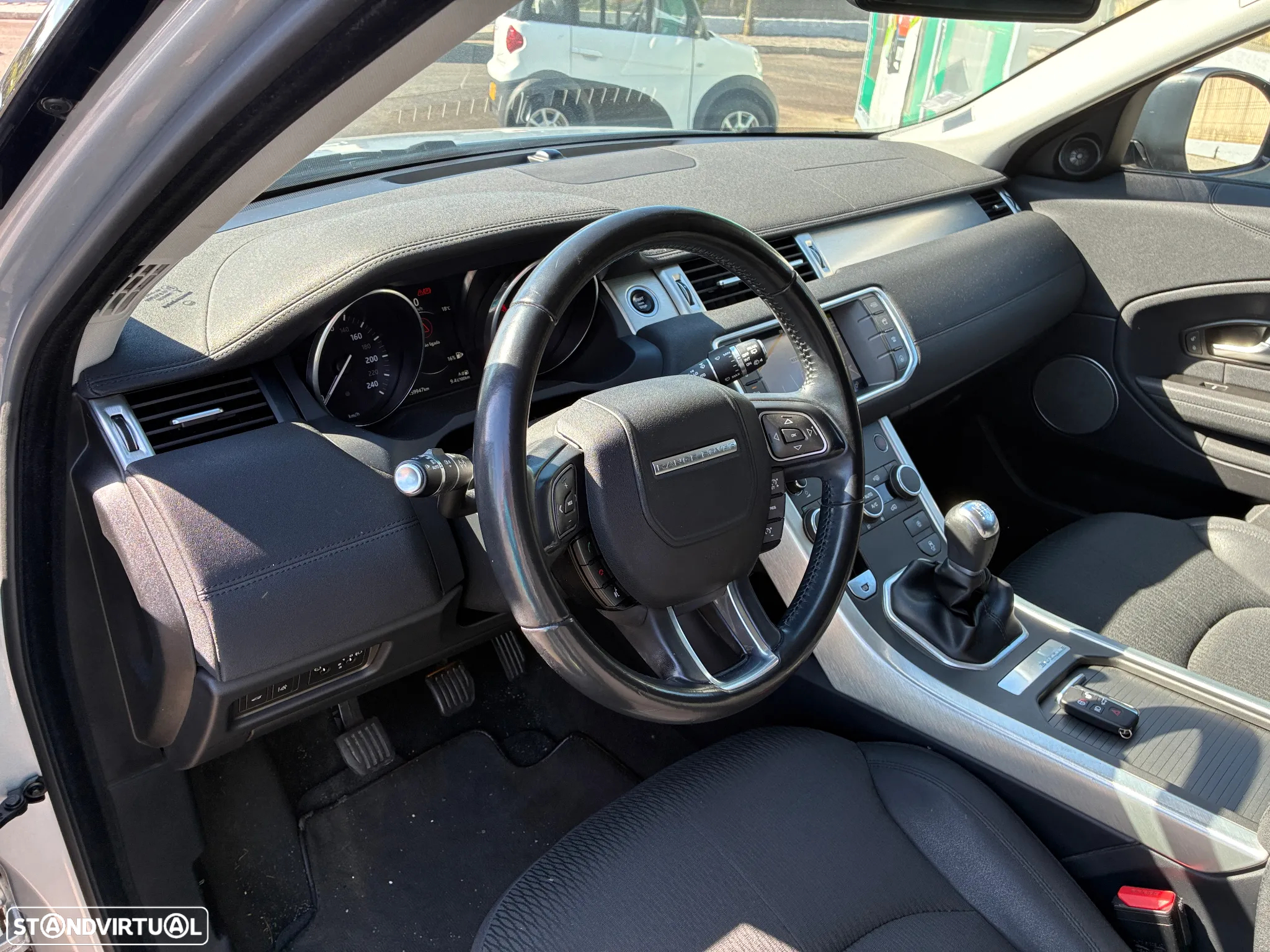 Land Rover Range Rover Evoque 2.0 D150 S - 8