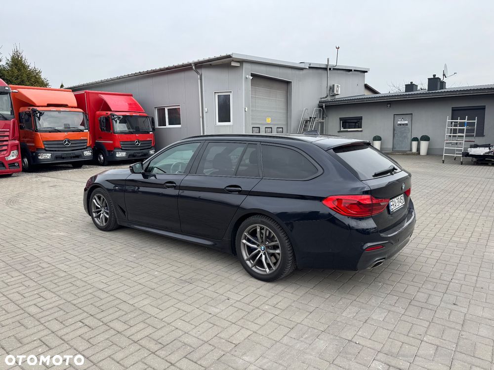 BMW Seria 5 530d xDrive Sport Line - 3
