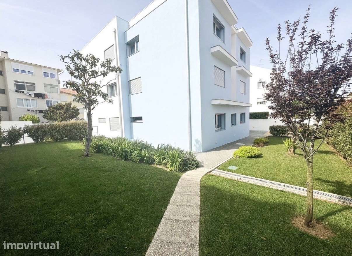 T2 novo com terraço, garagem e conforto - Grande imagem: 4/25