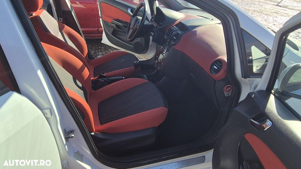 Opel Corsa 1.2 16V EcoFLEX Edition 111 Jahre - 9