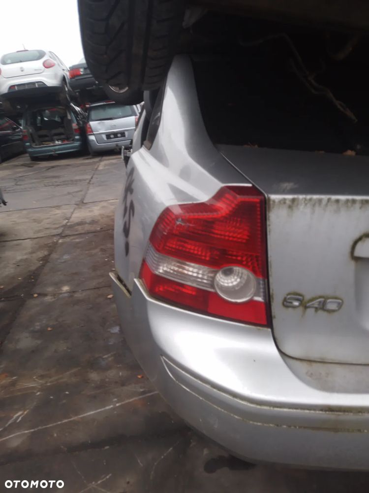 VOLVO S40 II 03-07 2.0 D 4204 T  STEROWNIK SILNIKA - 17