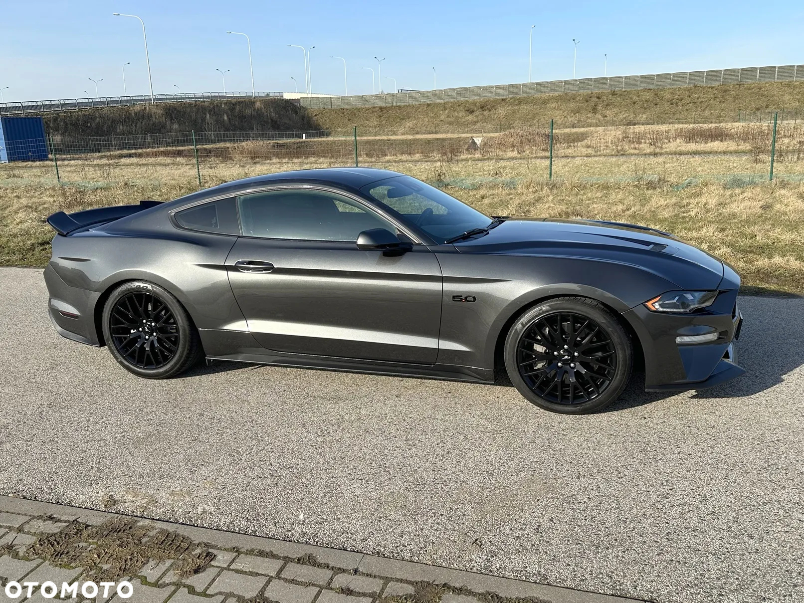Ford Mustang - 2
