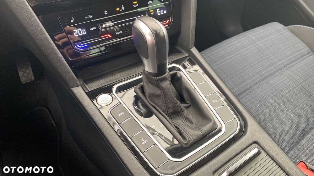 Volkswagen Passat 1.4 TSI Plug-In Hybrid GTE DSG - 19