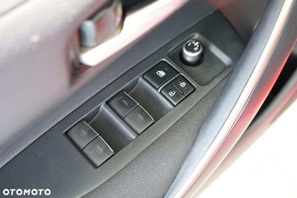 Toyota Corolla 1.8 Hybrid Comfort - 29